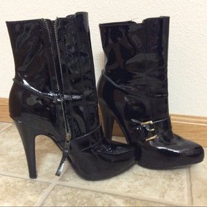 Women's boots